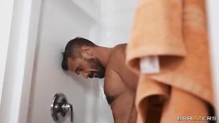 Nicole is only in the mood for some intense anal action, no other option