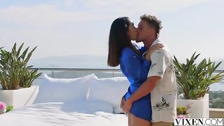 Crashers at the party are not invited to sex