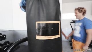 Girl got her face smeared with cum after squats in the gym, it was a threesome