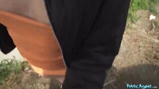 Italian brunette lost her phone and had to call for help