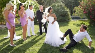 The bride is fucking with all the guys from the wedding party