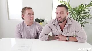 The fake housewife gets fucked by the charming con man