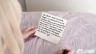 How to get a new year's orgasm? A sexy blonde shows us the way