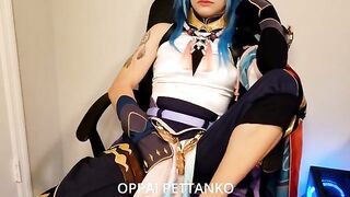 Zhongli catches cosplayer Xiao in a compromising situation