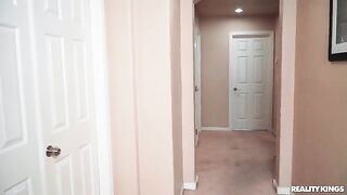 The girl is in mood for sex and looking for a partner