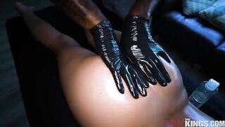 Do you know how a pussy massage from the inside looks like?