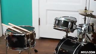 Girlfriend's cock is more valuable than male, watch the video