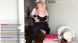 The pizza delivery guy oiled and fucked Eva Elfie’s sweet pussy in a steamy stream