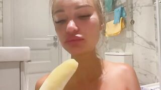 A sexy girl, Monika Fox, stuffed a banana in her ass and played with it