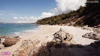 Beach fuck with an amateur couple on a wild Reislin vacation