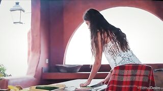 Feminine orgasm, from her own hand, her legs gave way