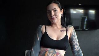 A girl with a dental brace can’t stop craving for sex