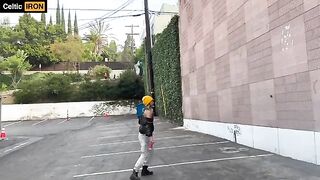 A guy barely managed to avoid getting caught while fucking