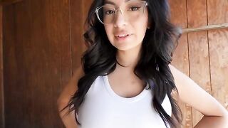 A thick Latina gets fucked outdoors by a contractor in HD