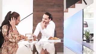 A therapy session turned dinner date at Jolla’s house